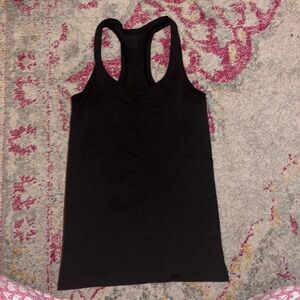 Black lululemon swiftly tank